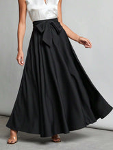 Tall High-Waisted Black Zippered Skirt Suitable For Parties